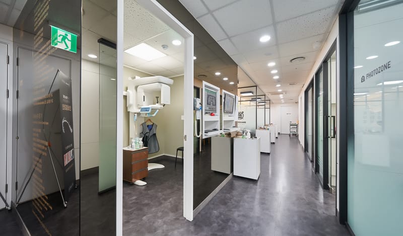 The Square Dental Clinic